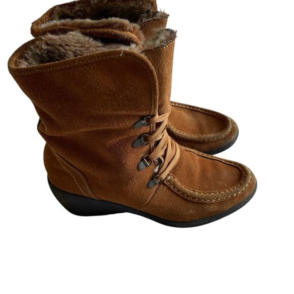 ISO Isotoner Vanessa Suede Leather Wedge Heel Boot Chestnut Brown Womens Size 8 - Picture 3 of 14